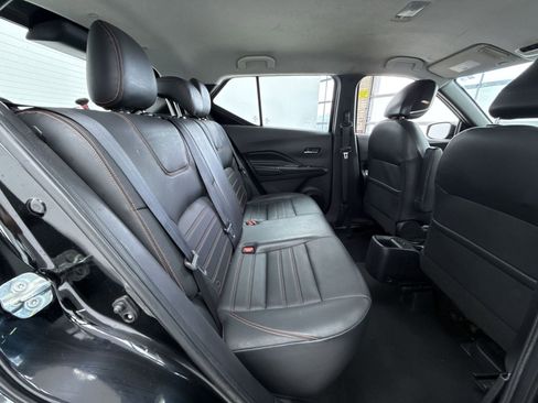 Used 2019 Nissan Kicks SR w/ SR Premium Package image 40