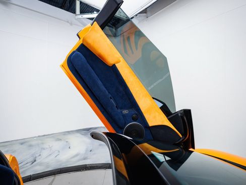 Used 2005 Lamborghini Murcielago Roadster AWD/4WD image 37