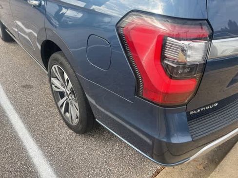 Used 2020 Ford Expedition Platinum image 29