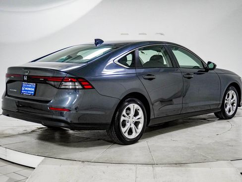 Used 2023 Honda Accord LX image 10