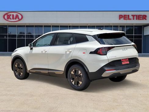 New 2026 Kia Sportage LX FWD image 3