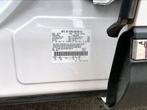 Used 2018 Lincoln MKX Reserve w/ Driver Assistance Package FWD image 35