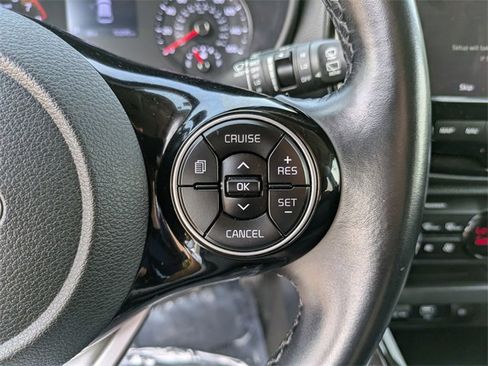 Used 2021 Kia Soul EX image 10