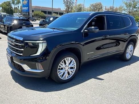 Used 2024 GMC Acadia Elevation FWD image 7