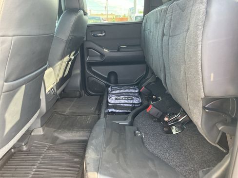 Used 2022 Nissan Frontier PRO-4X w/ Pro-4X Premium Package AWD/4WD image 34