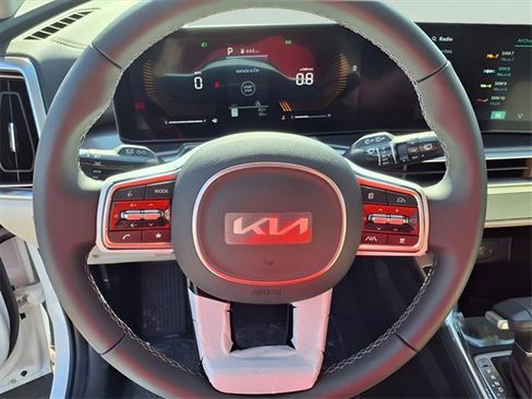 New 2025 Kia Sorento S image 12
