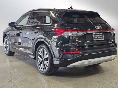 Used 2023 Audi Q4 e-tron Premium Plus w/ Premium Plus RWD image 5