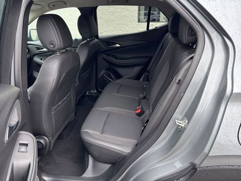 Used 2025 Buick Encore GX Preferred FWD image 25