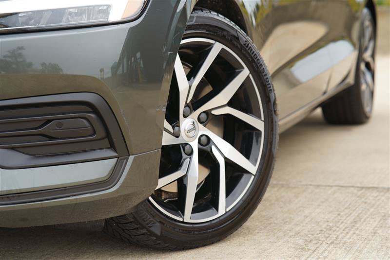 Used 2020 Volvo S60 T6 Momentum AWD/4WD image 15