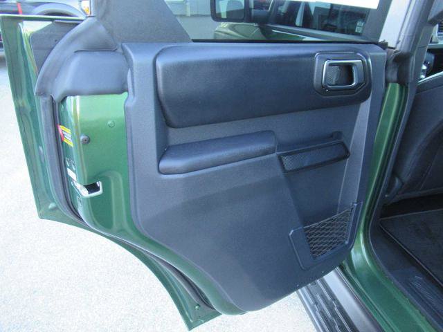 Certified 2025 Ford Bronco Outer Banks w/ Black Appearance Package AWD/4WD image 17