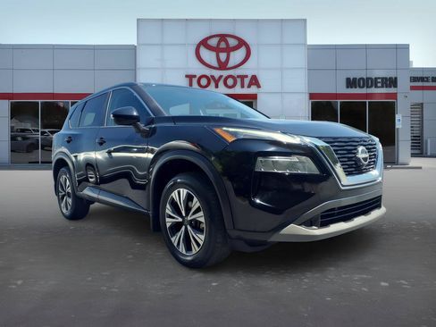 Used 2023 Nissan Rogue SV AWD/4WD image 7