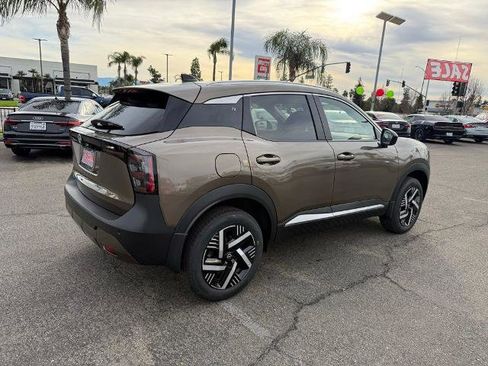 New 2026 Nissan Kicks SV image 6