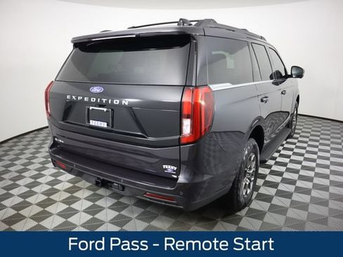 New 2026 Ford Expedition Active AWD/4WD image 3