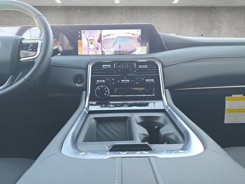 New 2026 Nissan Armada SL image 3