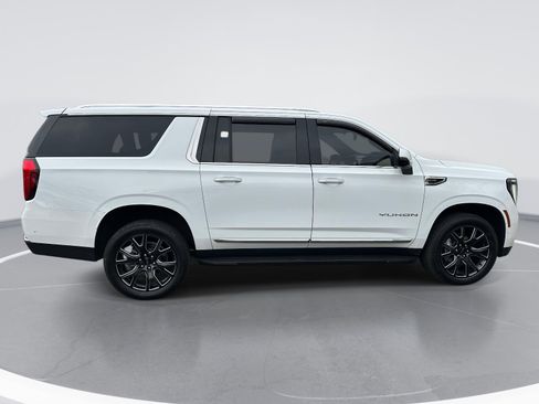 Used 2025 GMC Yukon XL Elevation w/ Technology Package AWD/4WD image 4