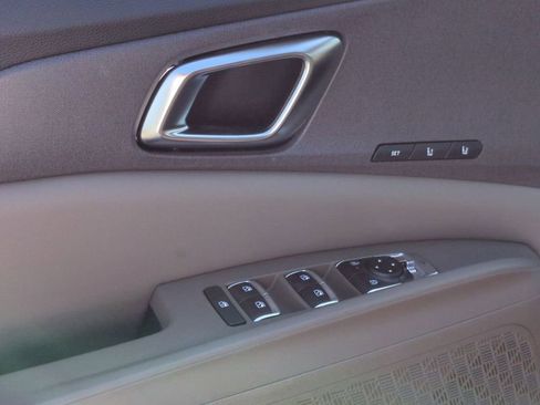 New 2026 Kia Carnival EX image 28