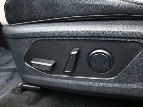 Used 2023 Kia Sportage EX image 12