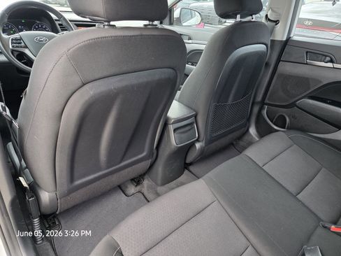 Used 2018 Hyundai Elantra Value Edition FWD image 17