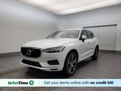 Used 2019 Volvo XC60 T5 Momentum w/ Premium Package