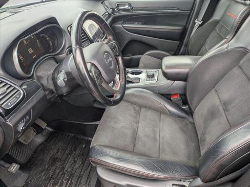 Used 2020 Jeep Grand Cherokee Trailhawk AWD/4WD image 16