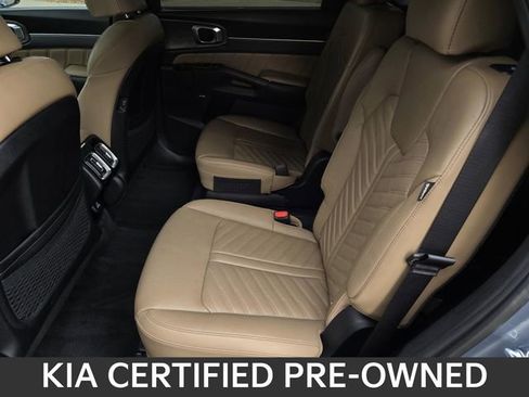 Used 2025 Kia Sorento SX Prestige w/ Olive Brown Leather Package image 15