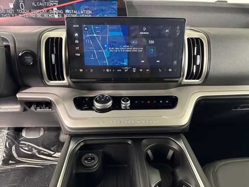 New 2026 Ford Expedition Active RWD image 28