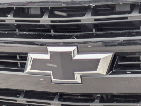 Used 2021 Chevrolet Silverado 1500 LT Trail Boss w/ Convenience Package II image 11