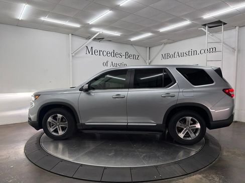 Used 2024 Honda Pilot EX-L image 4