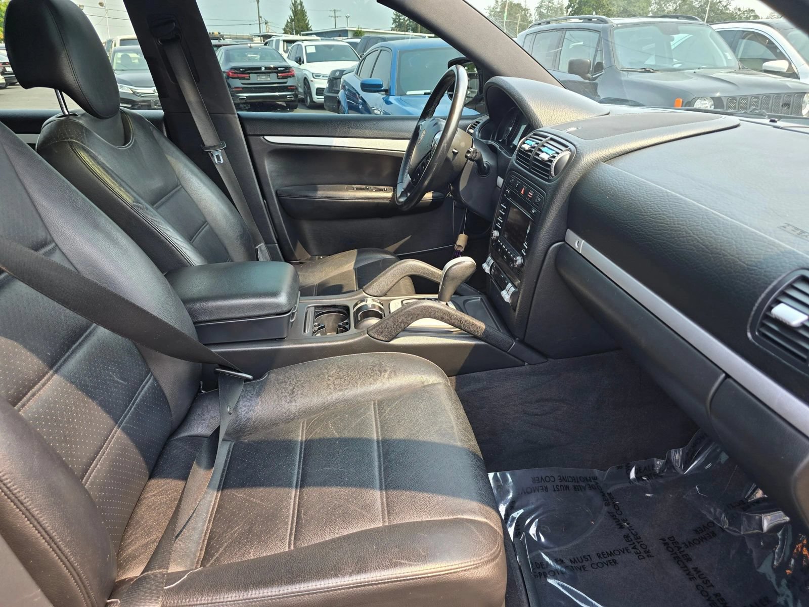 Used 2010 Porsche Cayenne AWD/4WD image 10