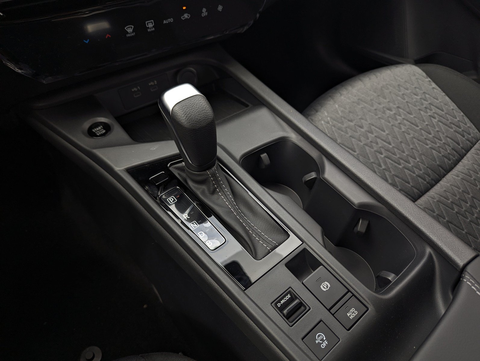 New 2027 Nissan Sentra SV w/ Floor Mat Package FWD image 10