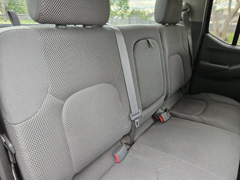 Used 2006 Nissan Frontier SE w/ (P01) Power Pkg RWD image 14