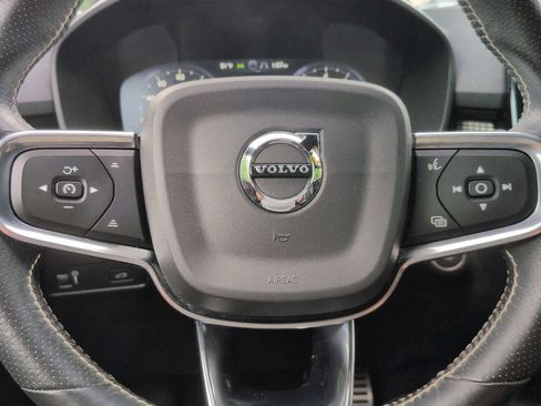 Used 2021 Volvo XC40 T5 R-Design AWD/4WD image 23