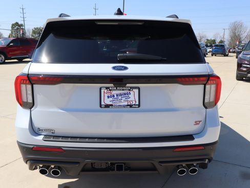 New 2026 Ford Explorer ST image 6
