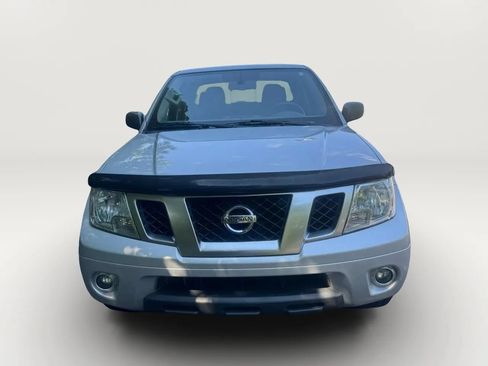 Used 2020 Nissan Frontier SV RWD image 11