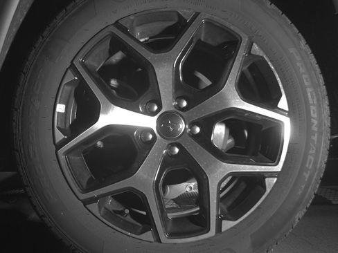 Used 2025 Jeep Compass Limited image 14