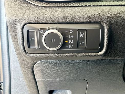 Used 2022 Ford Explorer ST-Line image 10