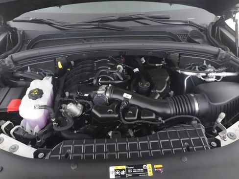 Used 2025 Jeep Grand Cherokee L Limited w/ Black Appearance Package image 15