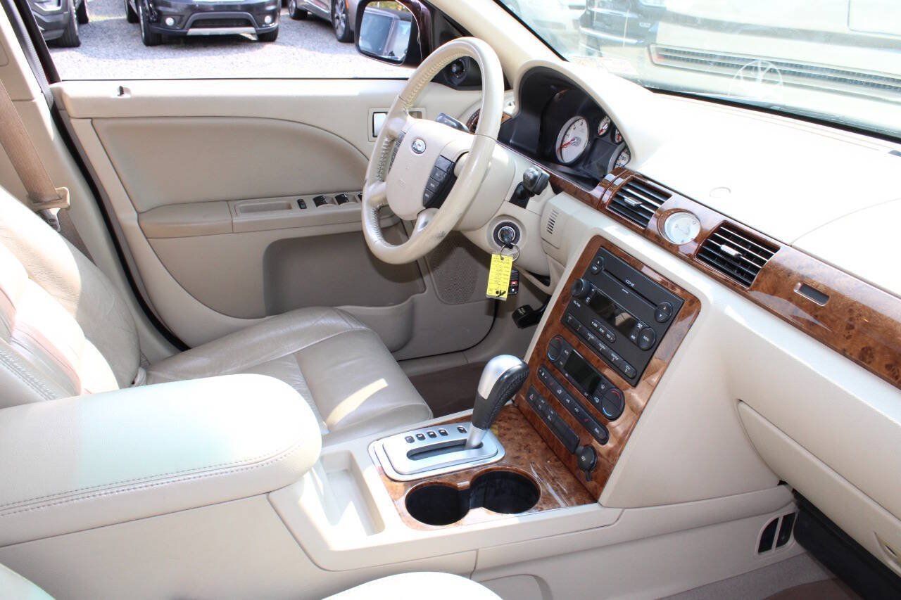 Used 2006 Ford Five Hundred Limited AWD/4WD image 12