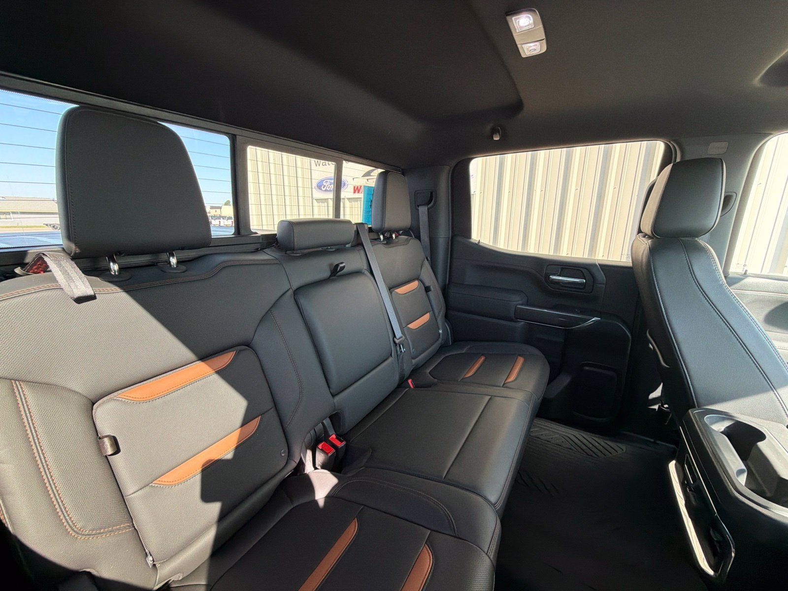 Used 2020 GMC Sierra 1500 AT4 w/ AT4 Premium Package AWD/4WD image 9