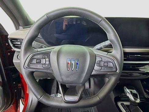 Used 2024 Buick Envista Avenir image 14