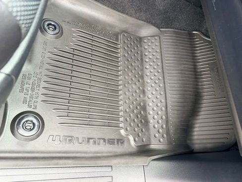 Certified 2023 Toyota 4Runner Limited AWD/4WD image 37