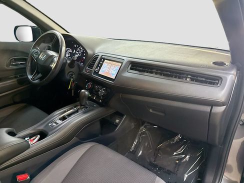 Used 2021 Honda HR-V Sport image 26