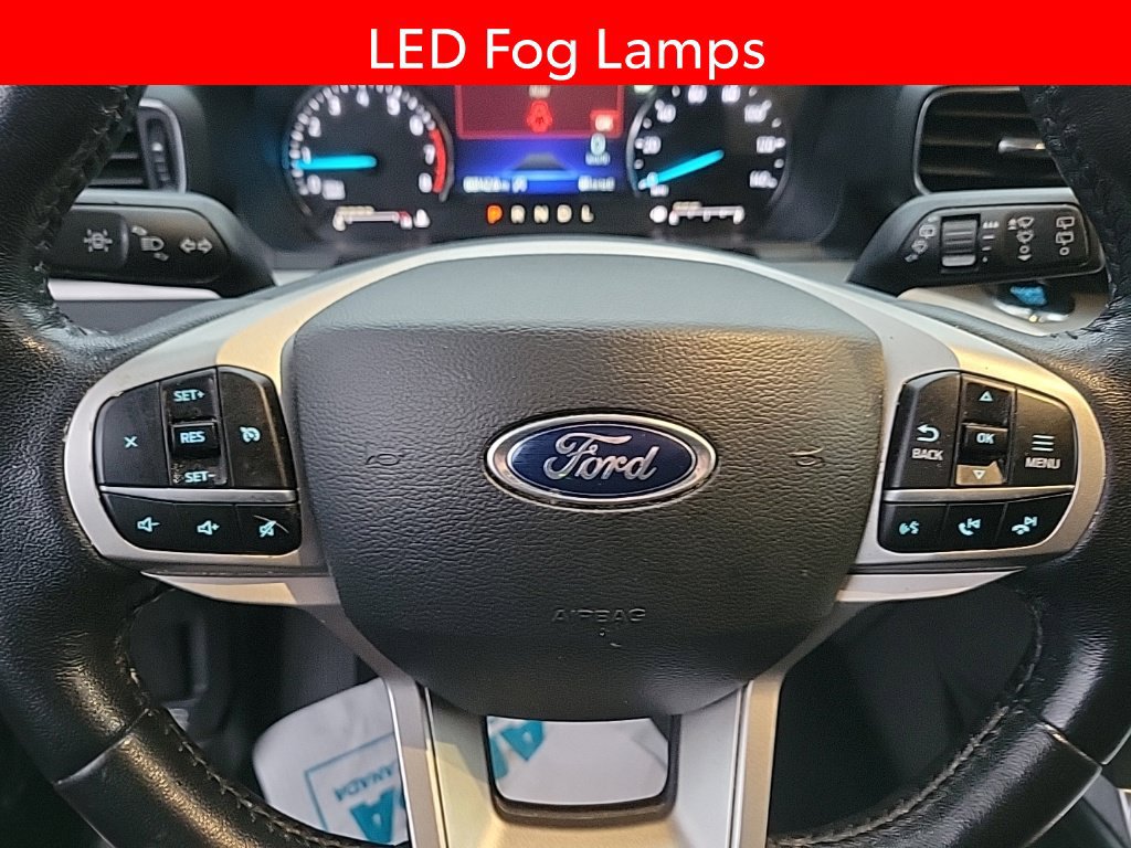 Used 2022 Ford Explorer XLT w/ Equipment Group 202A AWD/4WD image 9