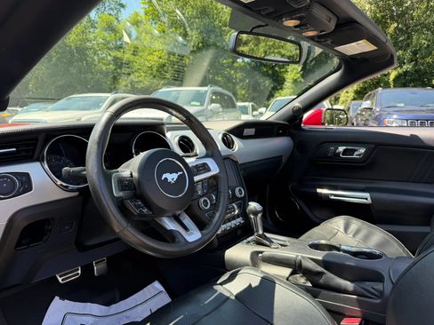 Used 2015 Ford Mustang GT Premium RWD image 10