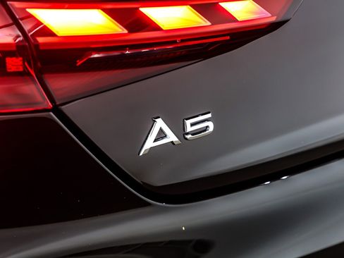 Used 2025 Audi A5 2.0T Premium Plus w/ Convenience Plus Package image 10