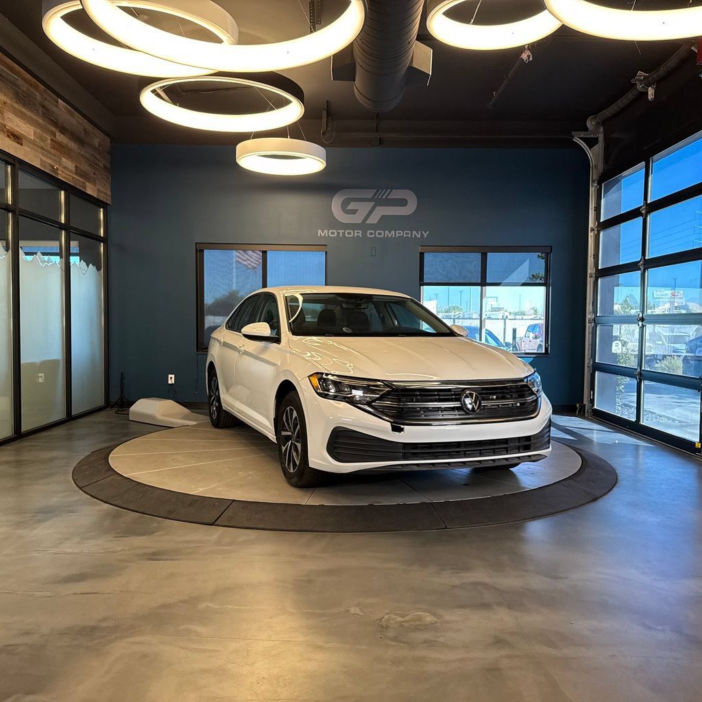 Used 2023 Volkswagen Jetta S FWD image 1