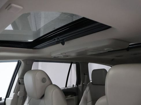 Used 2014 Buick Enclave Premium w/ Trailering Provision Package image 9