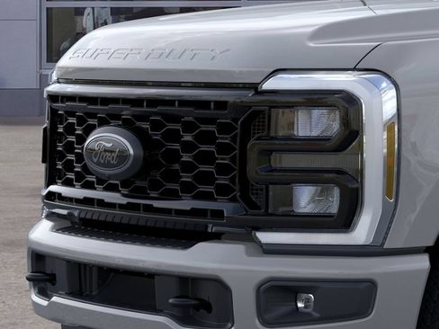 New 2026 Ford F250 Lariat w/ Black Appearance Package AWD/4WD image 17