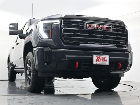 New 2026 GMC Sierra 3500 AT4 w/ AT4 Premium Plus Package image 33