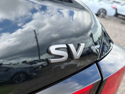 Used 2024 Nissan Altima 2.5 SV w/ SV Premium Package AWD/4WD image 11